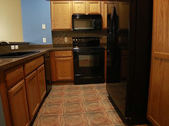 5th image of 13139 Saint Ervin Ave #39