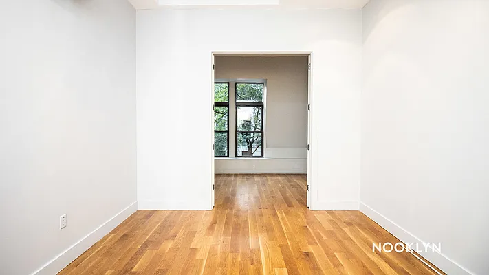 Rented by Nooklyn NYC LLC | media 36