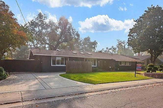1st image of 2122 Pennington Ct