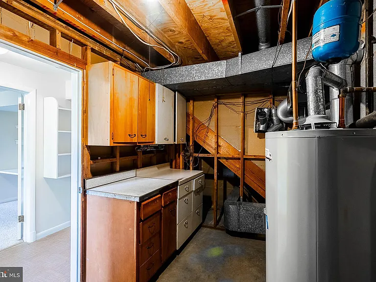 6608 Fairlawn Dr — Photo 30
