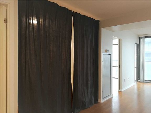 3rd image of 38 Grenville St #1410