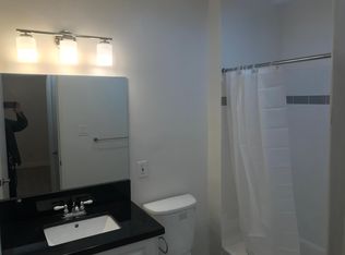 5239 Lindley Ave APT 3, Tarzana, CA 91356
