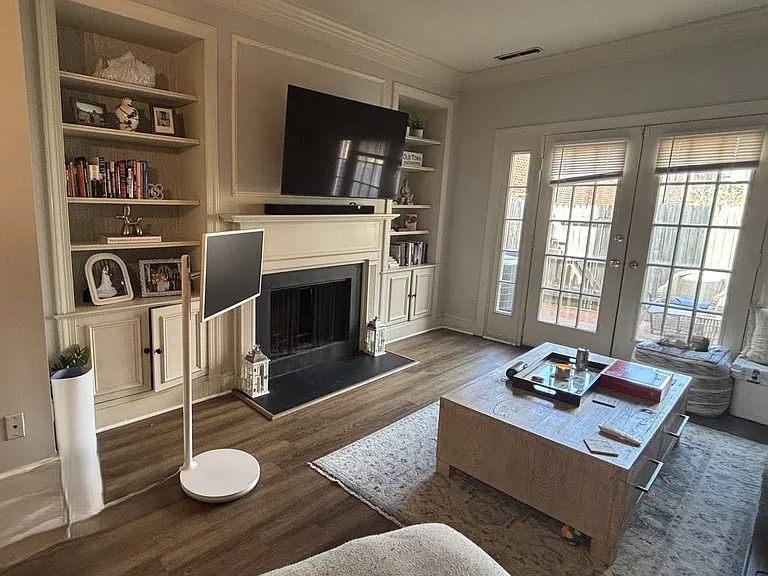 211 Oronoco St — Photo 4