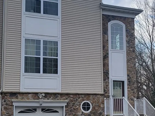 10 Russell Ct, Matawan, NJ 07747