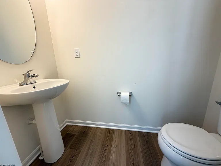 42 Dover Ct — Photo 14