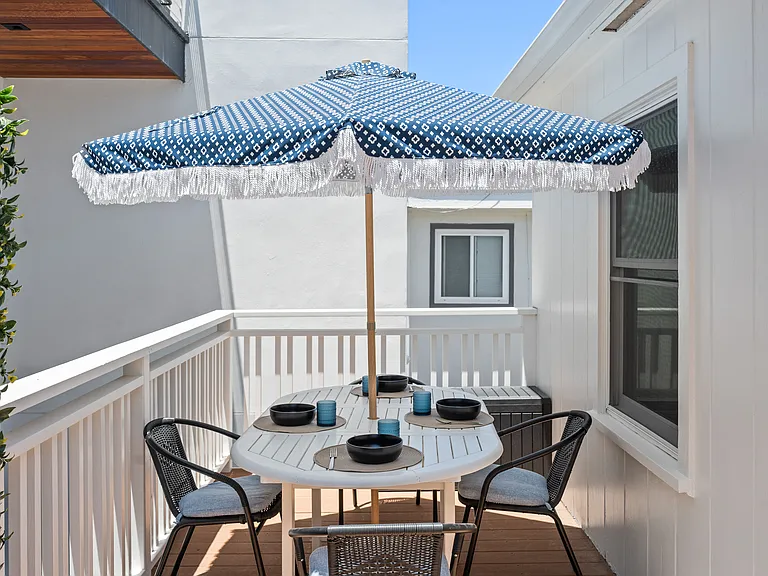 3717 Riviera Dr — Photo 25