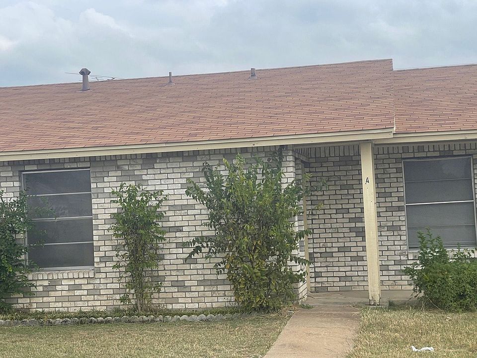 1st image of 2302 Hunt Dr #2302