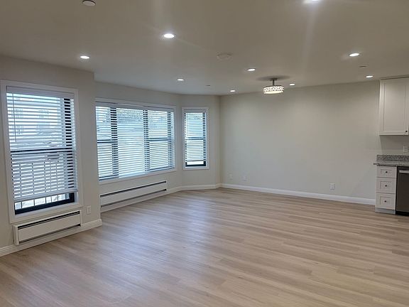 4th image of 71 Water St #201