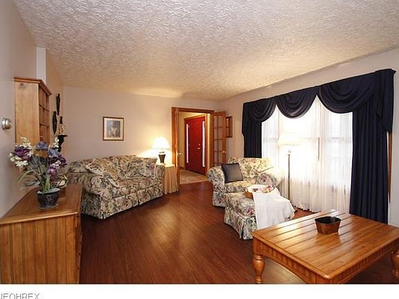 4th image of 4409 Tennyson Ave