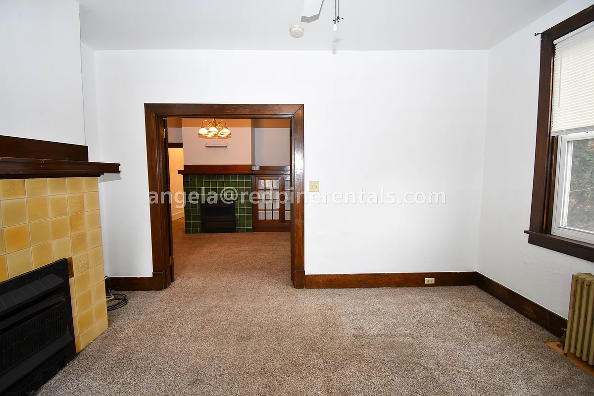 Building Photo - 1832-1834 Crafton Blvd #1832A