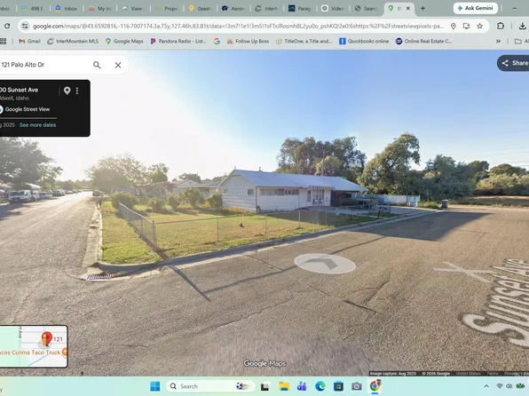 121 Palo Alto Dr, Caldwell, ID 83605