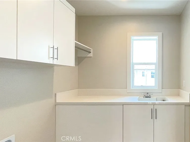 101 Walworth — Photo 35