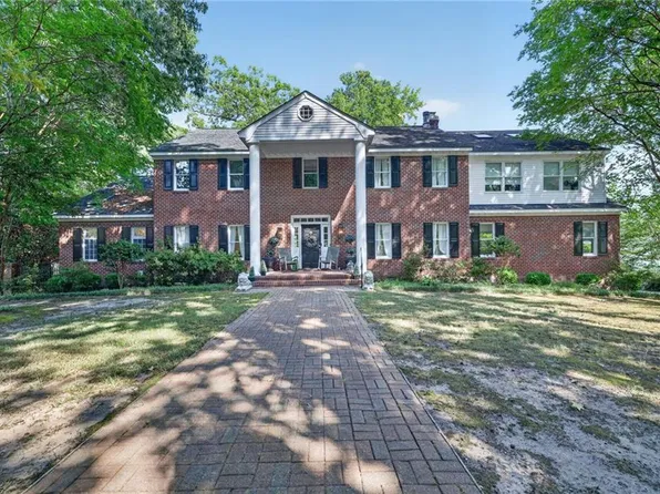 4040 Bridgehampton Ln, Virginia Beach, VA 23455