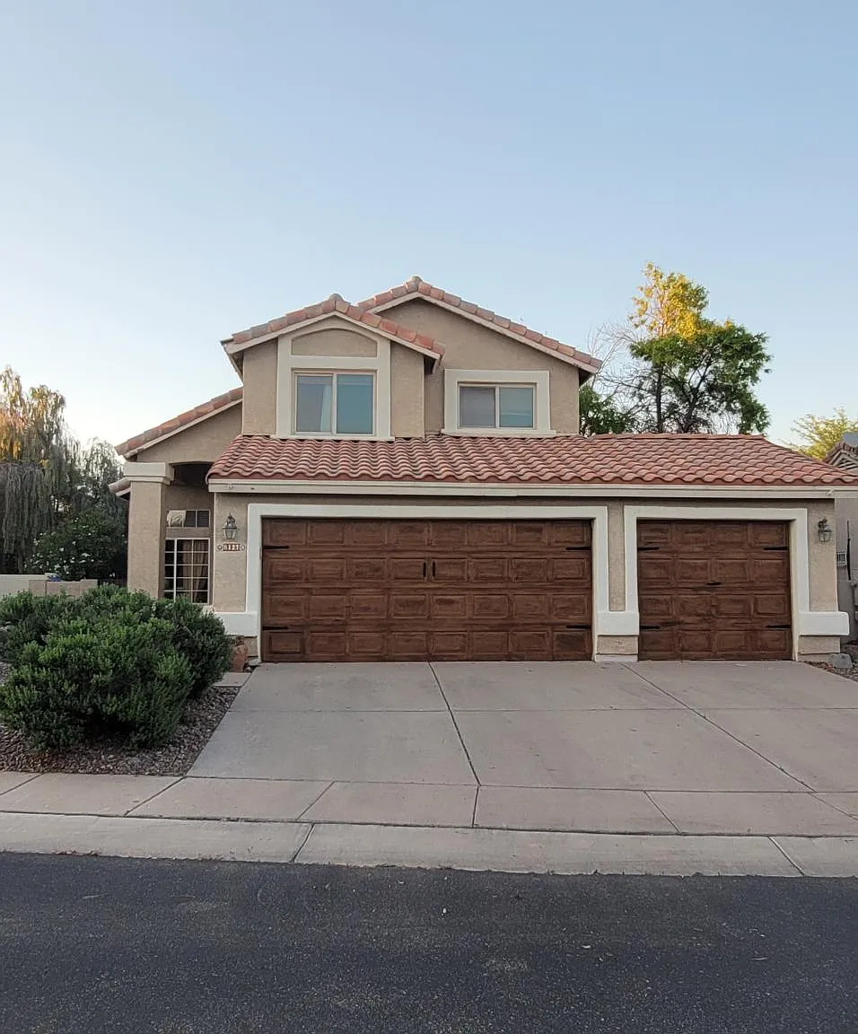 3 bed, 2.5 bath, 1673 sqft, $2,500 — Photo 2