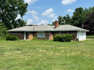 731 E Waterloo Rd, Akron, OH 44306