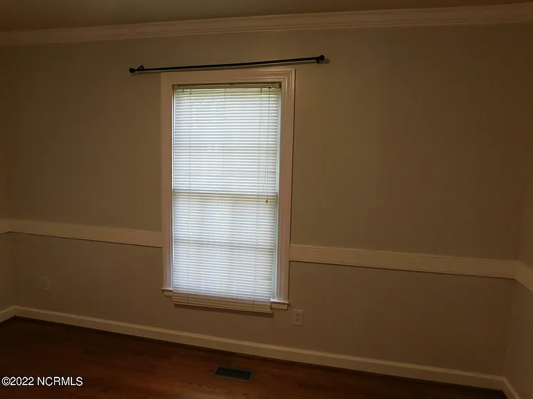 2903 Mandy Ln — Photo 10