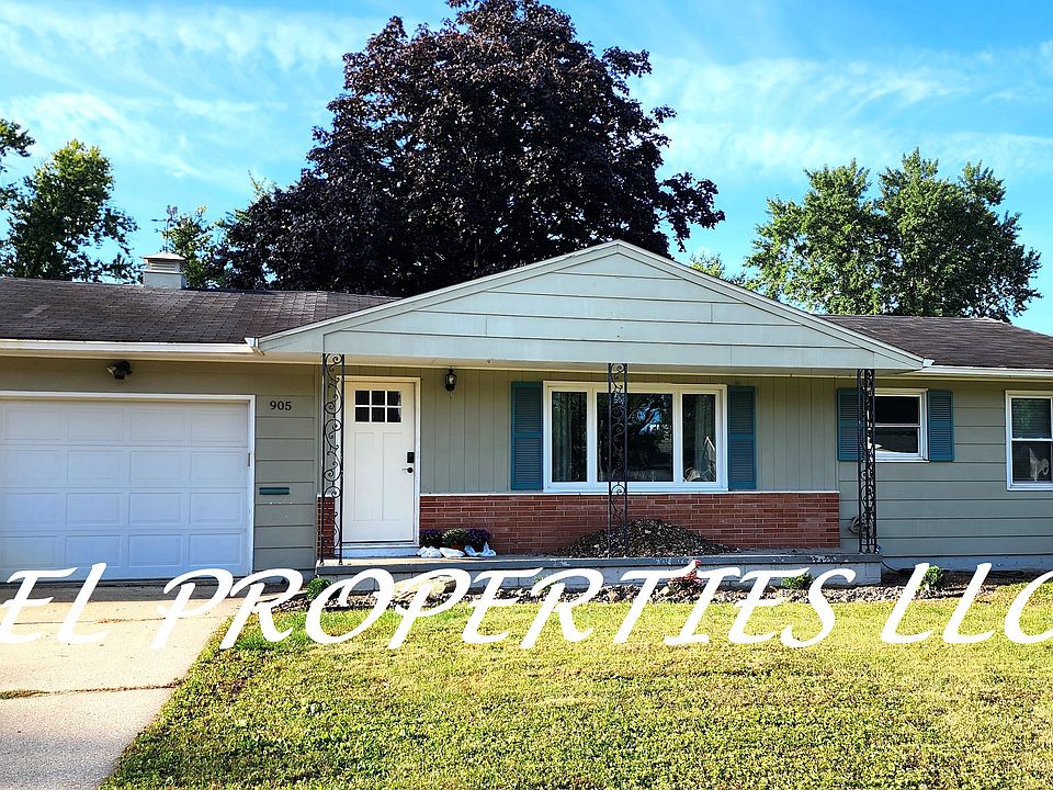 905 Madison St.
Cute spacious home with fully fenced in back yard