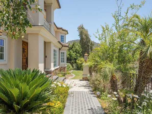 1562 Arundle Pl, Glendale, CA 91206