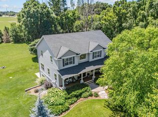 19885 Hunters Rdg, Rogers, MN 55374