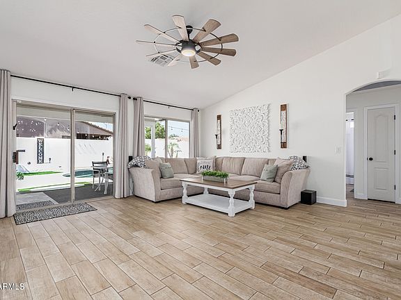 4th image of 11140 E DRAGOON Avenue