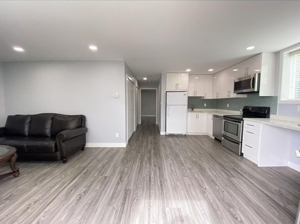 1295 Lansdowne Dr, Coquitlam, BC V3E 1K7