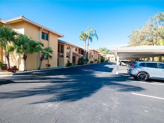 2nd image of 9845 Citadel Ln Unit 207