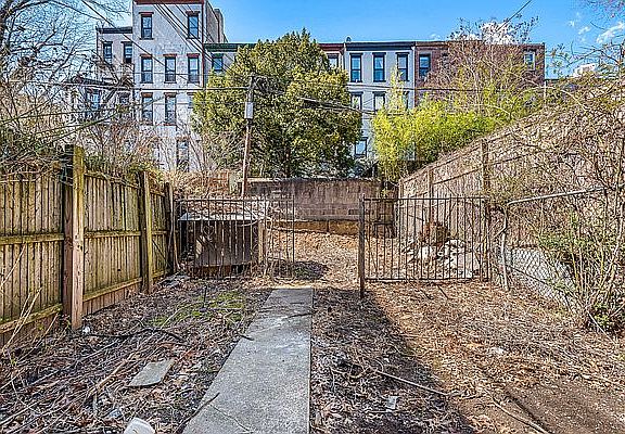 3rd image of 372 Grand Ave #5