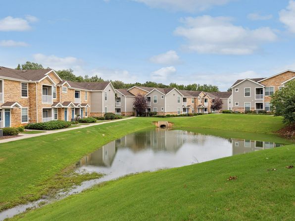 121 Continental Dr #11-1114