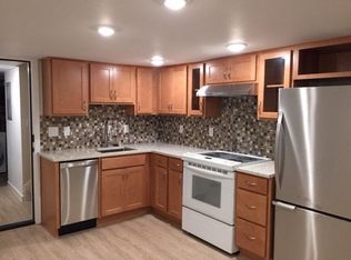 2516 NE 27th Ave UNIT B, Portland, OR 97212