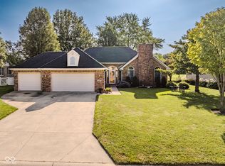 604 Jade Dr, Yorktown, IN 47396