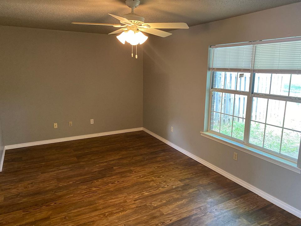 1st image of 44 Wilma Ave #44