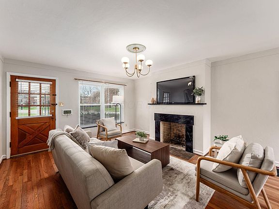 5th image of 1691 Northwest Blvd