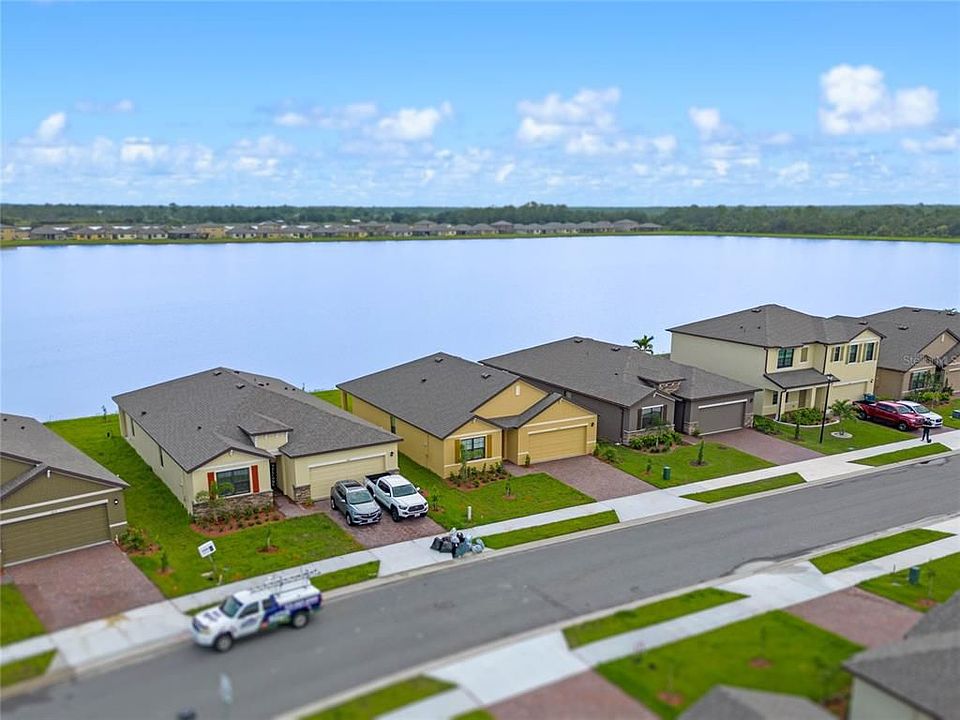 1st image of 1833 Capital Dr