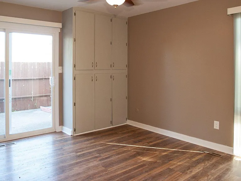 2820 Parklake Dr — Photo 11