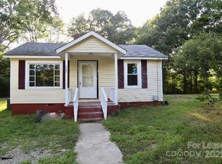 615 Marion St, Badin, NC 28009