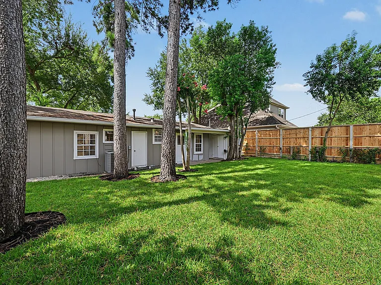 5202 Nina Lee Ln — Photo 14
