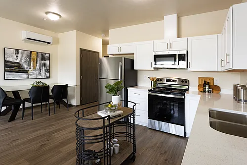 Montgomery Apartments Photo 1