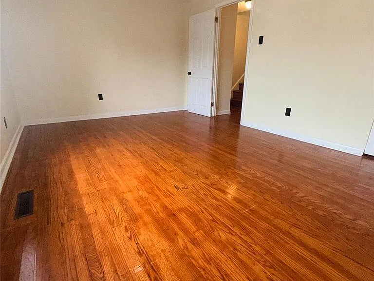 780 Mohawk St — Photo 8