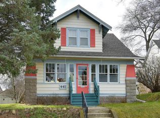 441 W Chestnut St, Port Washington, WI 53074