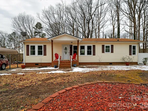 115 Red Fox Ct #58, Mount Holly, NC 28120