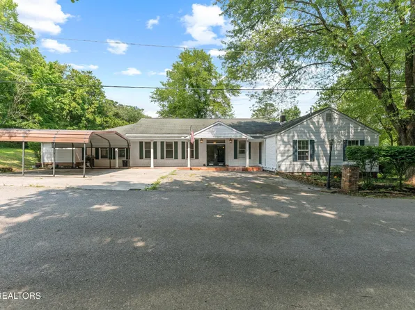 702 Meadowview Dr, Harriman, TN 37748