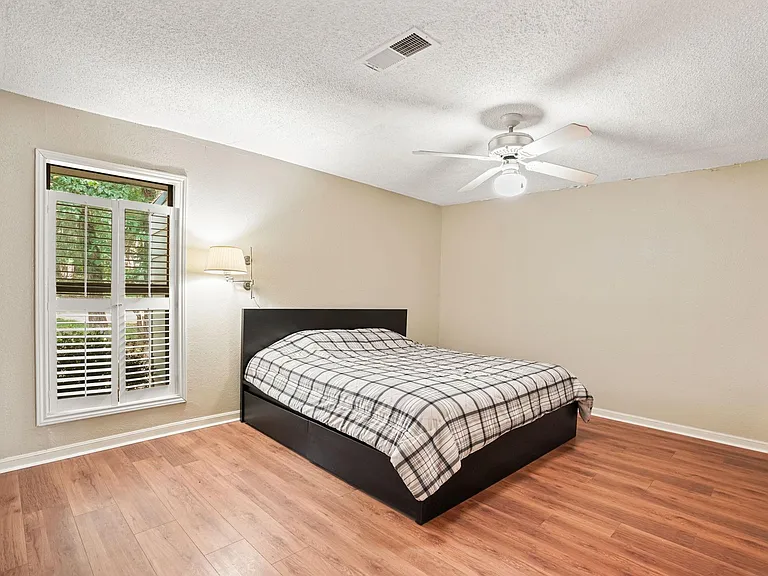 9 Lake View Mnr — Photo 24