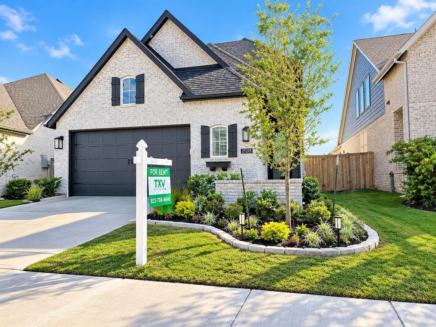 4 bed, 3.5 bath, 2334 sqft, $3,100 — Photo 3