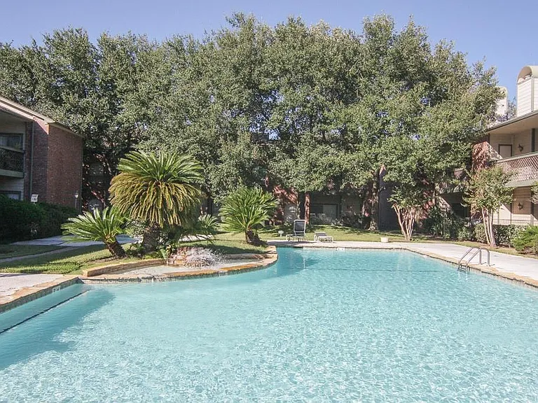 6500 Harbor Town Dr #2806 — Photo 29