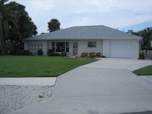 1st image of 104 Venetian Way