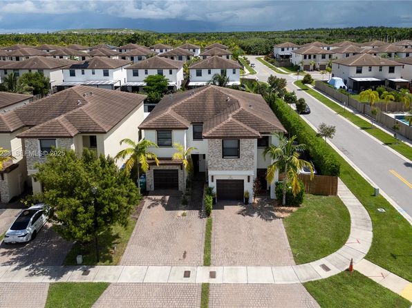 25185 SW 108th Ave