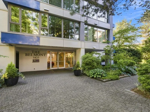 5425 Yew St #901, Vancouver, BC V6M 3X7