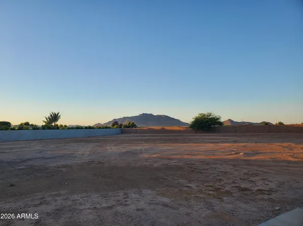 6259 S BRETT Court #11, Gilbert, AZ 85298