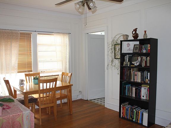 2nd image of 846 Hinman Ave APT 3