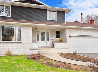 42 Eglee Ave, North Bay, ON P1B 8Z7